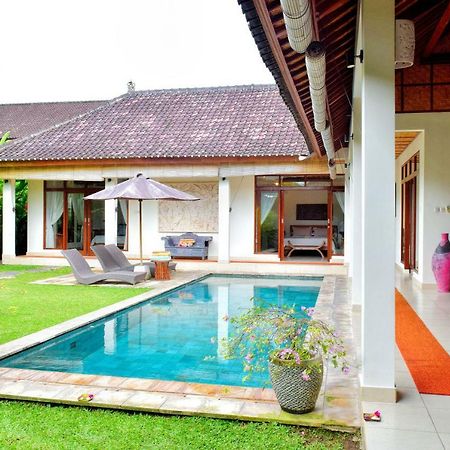 Villa Heliconia Ubud  Exterior photo