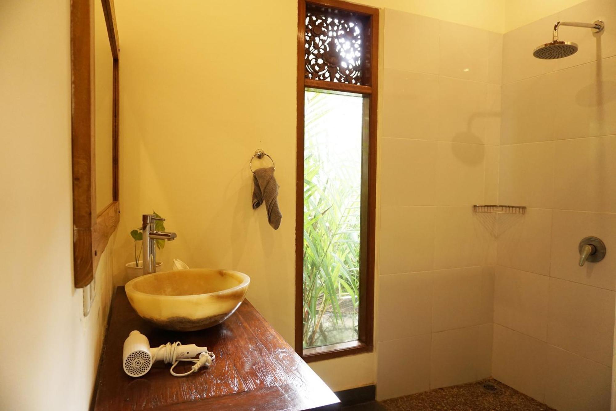 Villa Heliconia Ubud  Exterior photo